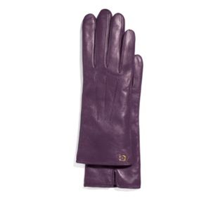 ❤️NWT Coach Signature Leather Tech Gloves❤️